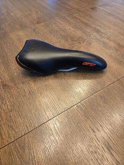Gt speed series saddle