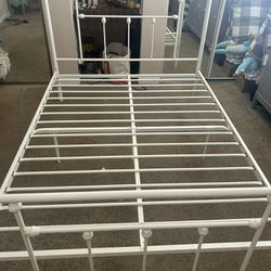 Full bed frame 