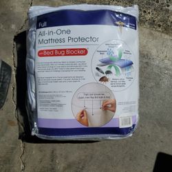 Full Size Matress Protector With Bed Bug Blocker