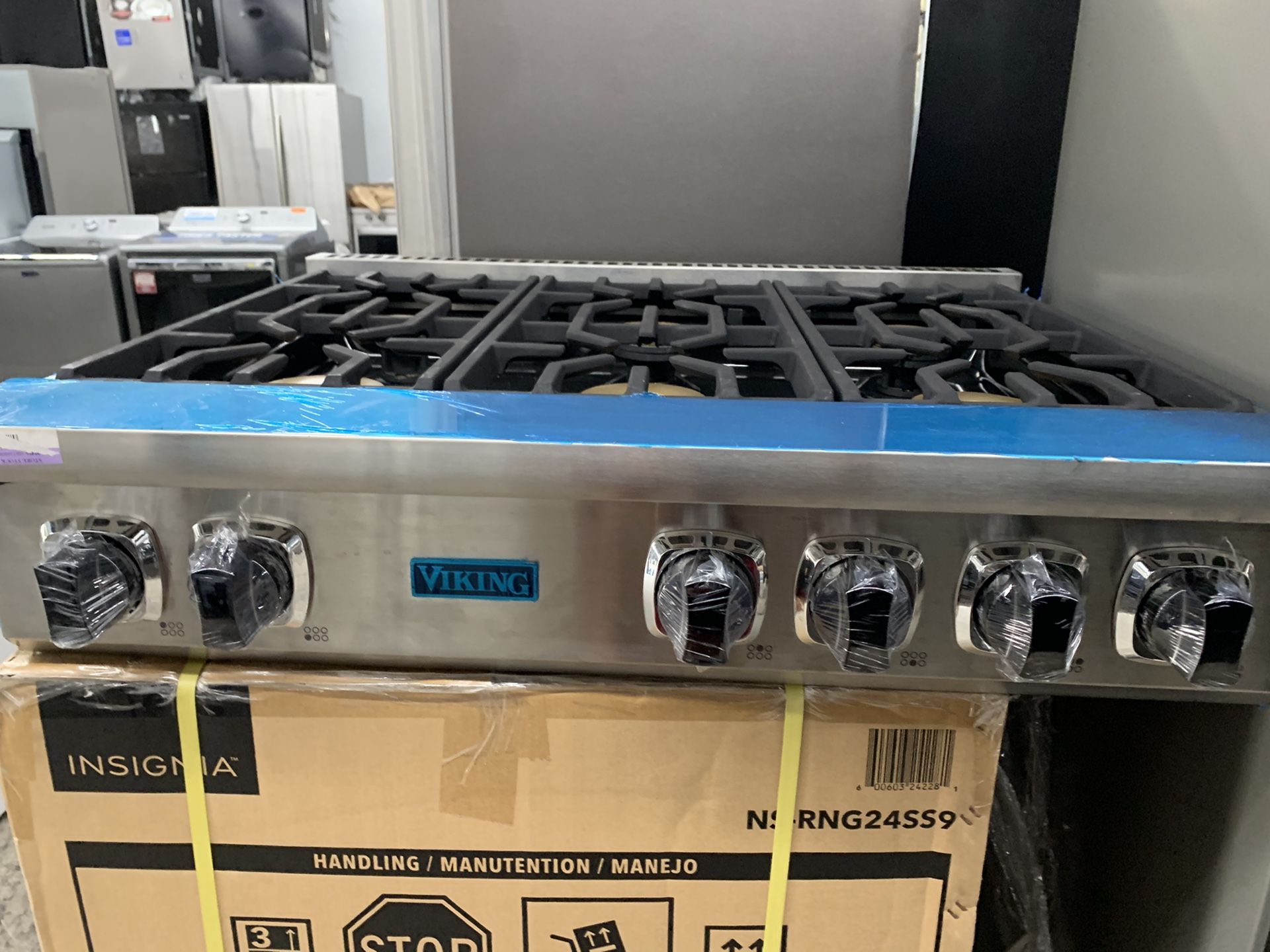 Viking 36” range top in stainless steel new open box