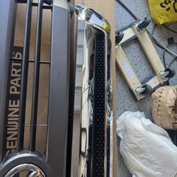 Toyota Tundra Grill