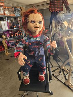 Chucky doll animatronic