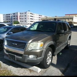 2006 Ford Explorer