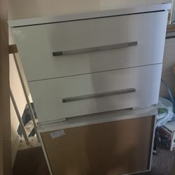 White Bedroom Furniture Set Used Condition