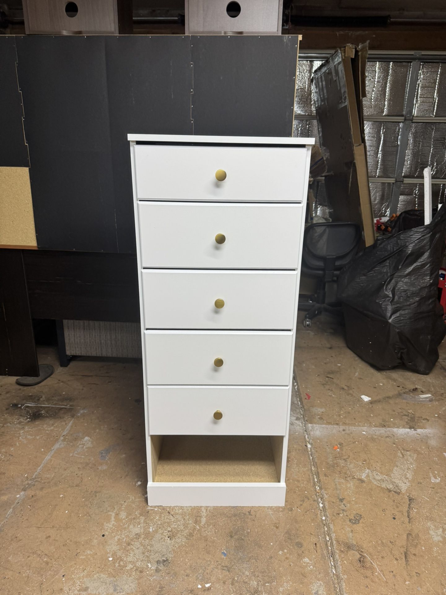 Vertical Bedroom Dresser Tower