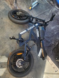 Ludodo Sports Electric Fat Tire Bike
