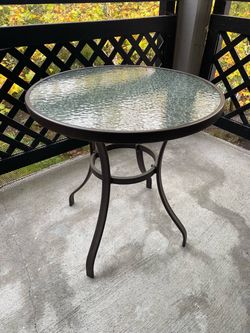Round Glass Top Outdoor Patio Table