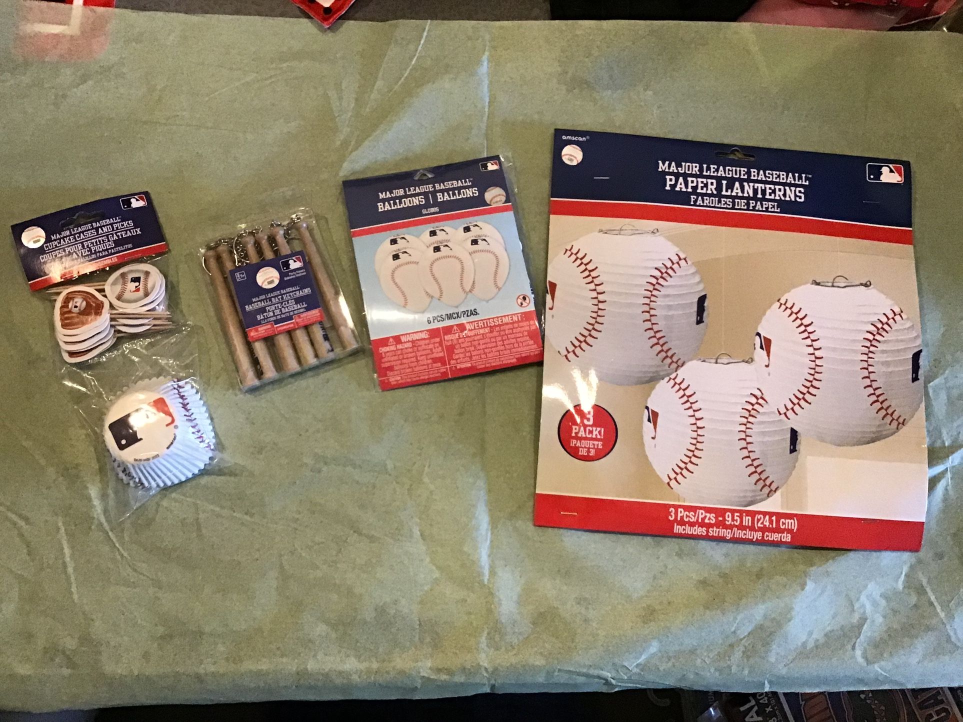 MLB Party Favors & Party Supplies Lot