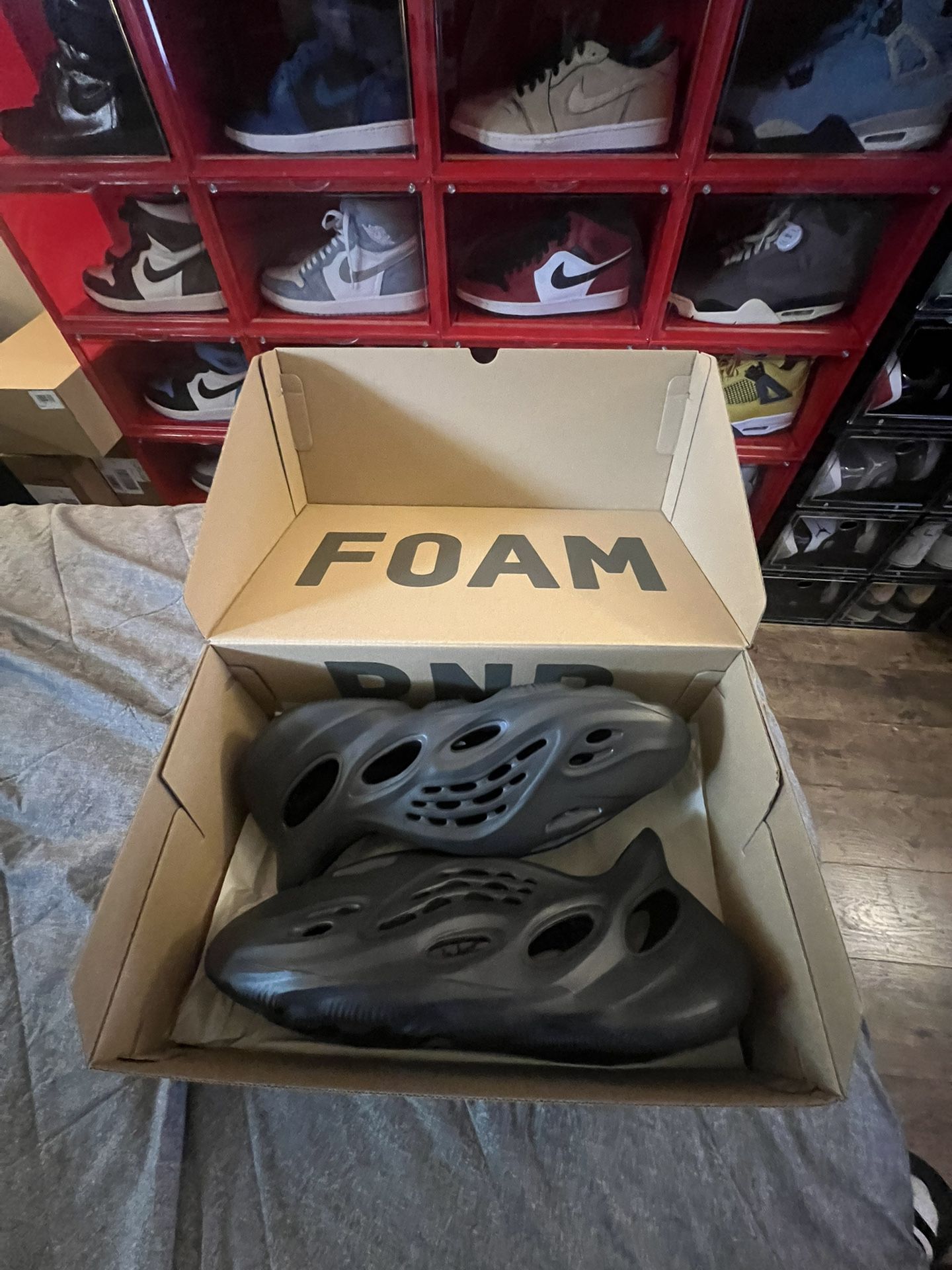 Yeezy Foam Runner Onyx Size 13 DS $160obo