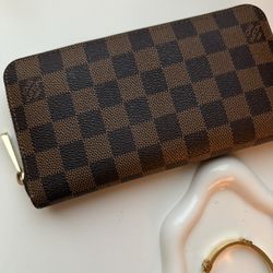 Louis Vuitton Wallet 