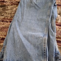Levi Gently Used Jeans W42 L30
