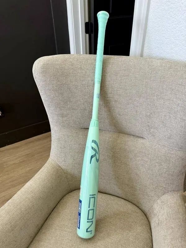 NEW- 2026 RAWLINGS ICON USSSA BAT, 32"