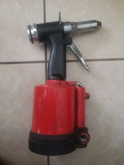 Air Hydraulic Riveter