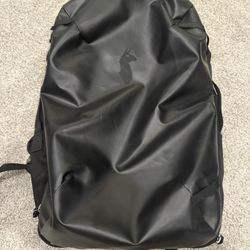 Cotopaxi Allpa 42L Travel Pack Black