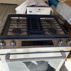JennAir 30in Gas Stove