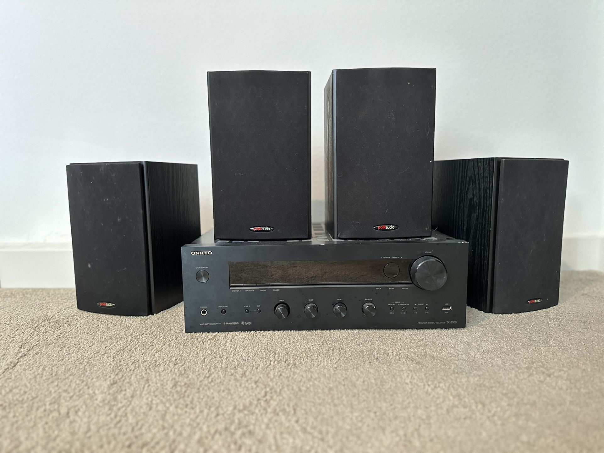 Onkyo Receiver & 4 Polk Speakers Home Theater/Stereo