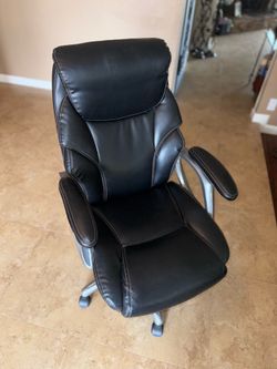 Black Leather Desk Chair