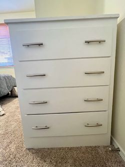 White dresser (item pending sale)