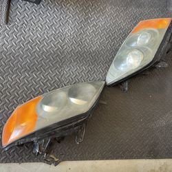 2004 Hyundai Tiburon  GT OEM Used Head Lights 