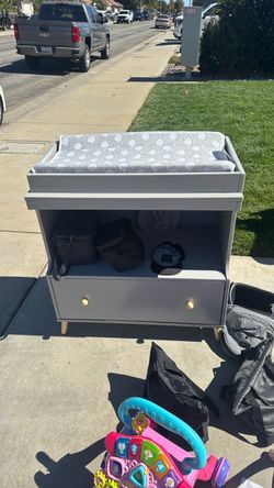 Baby changing table