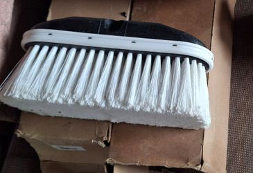 Vehicle wash brush