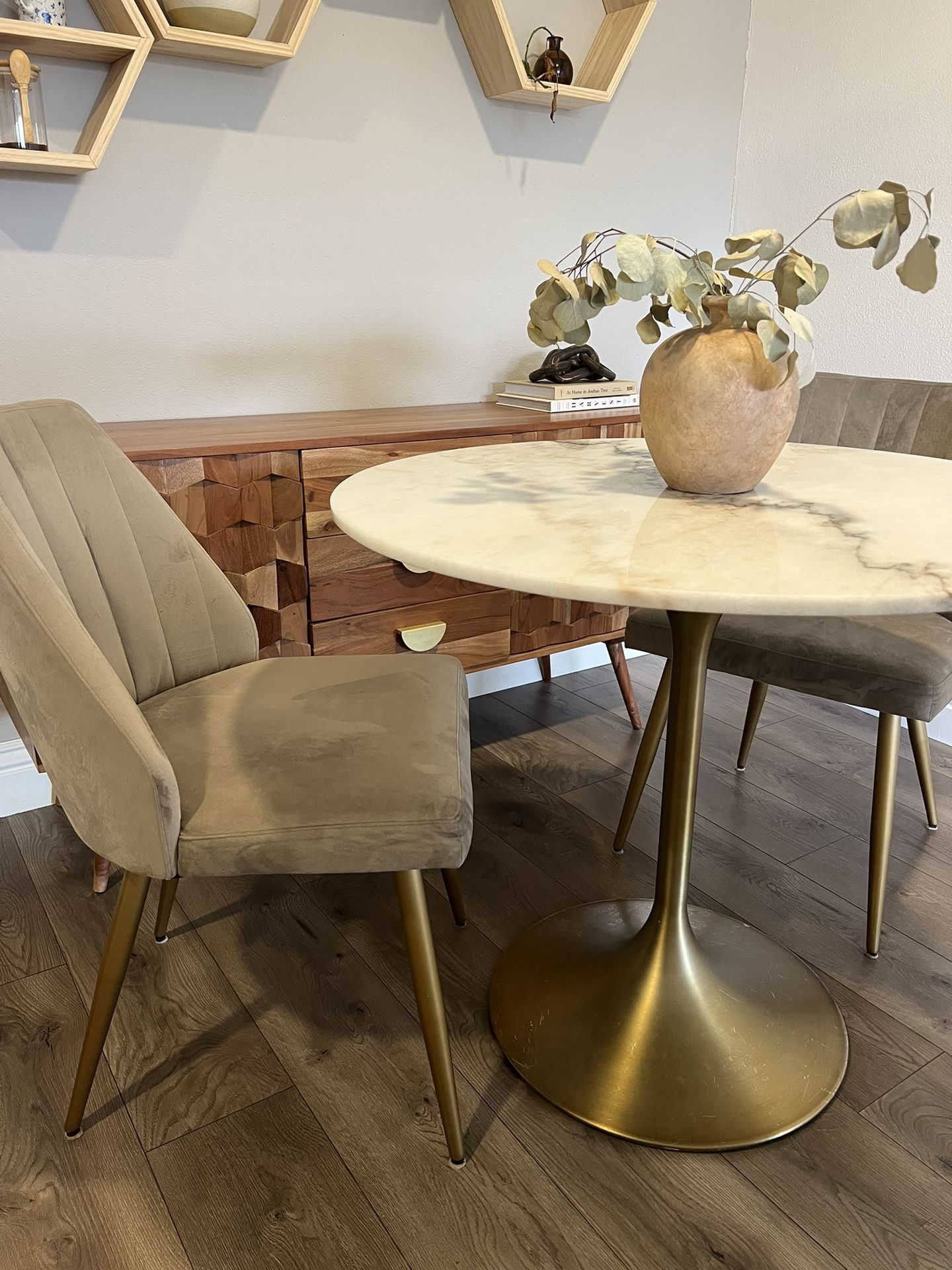 Beautiful Mid-century Marble Dining Table