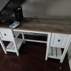 Full Size Daybed, Desk, Chair & Hutch Girls Bedroom Set