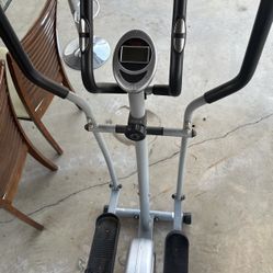 Elliptical Machine Cross Trainer