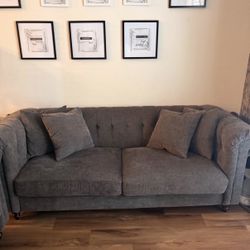 Gray Tufted Accent Sofas (Set of 2) – Modern & Stylish