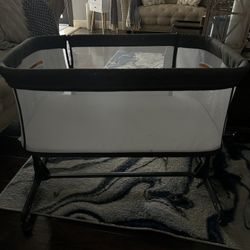 Baby Bedside Bassinet 