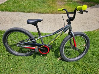Specialized Kids Bike (20-inch) - Great Condition!