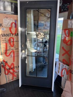 Puerta nueva de exterior onsite white outside black size 32x80