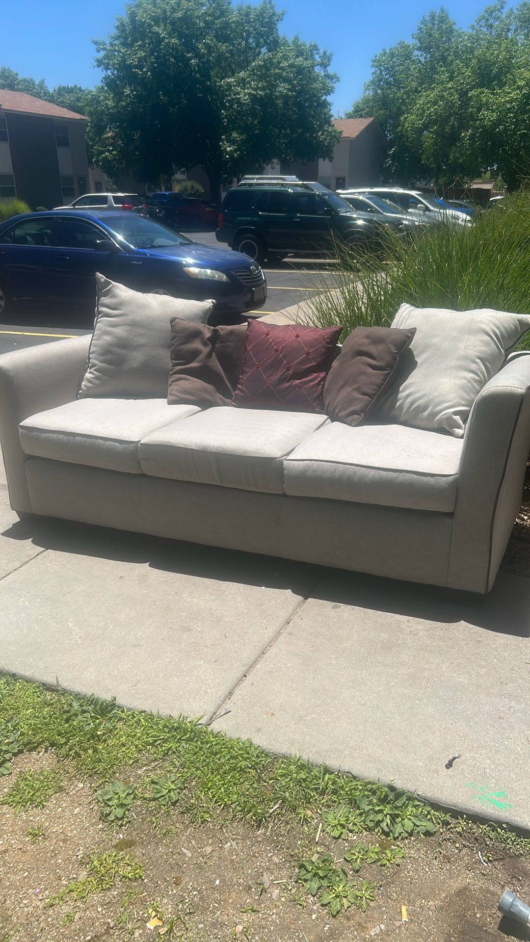 LIKE-NEW, ✨ Perfect Condition ✨ Full Size, Couch/Sofa