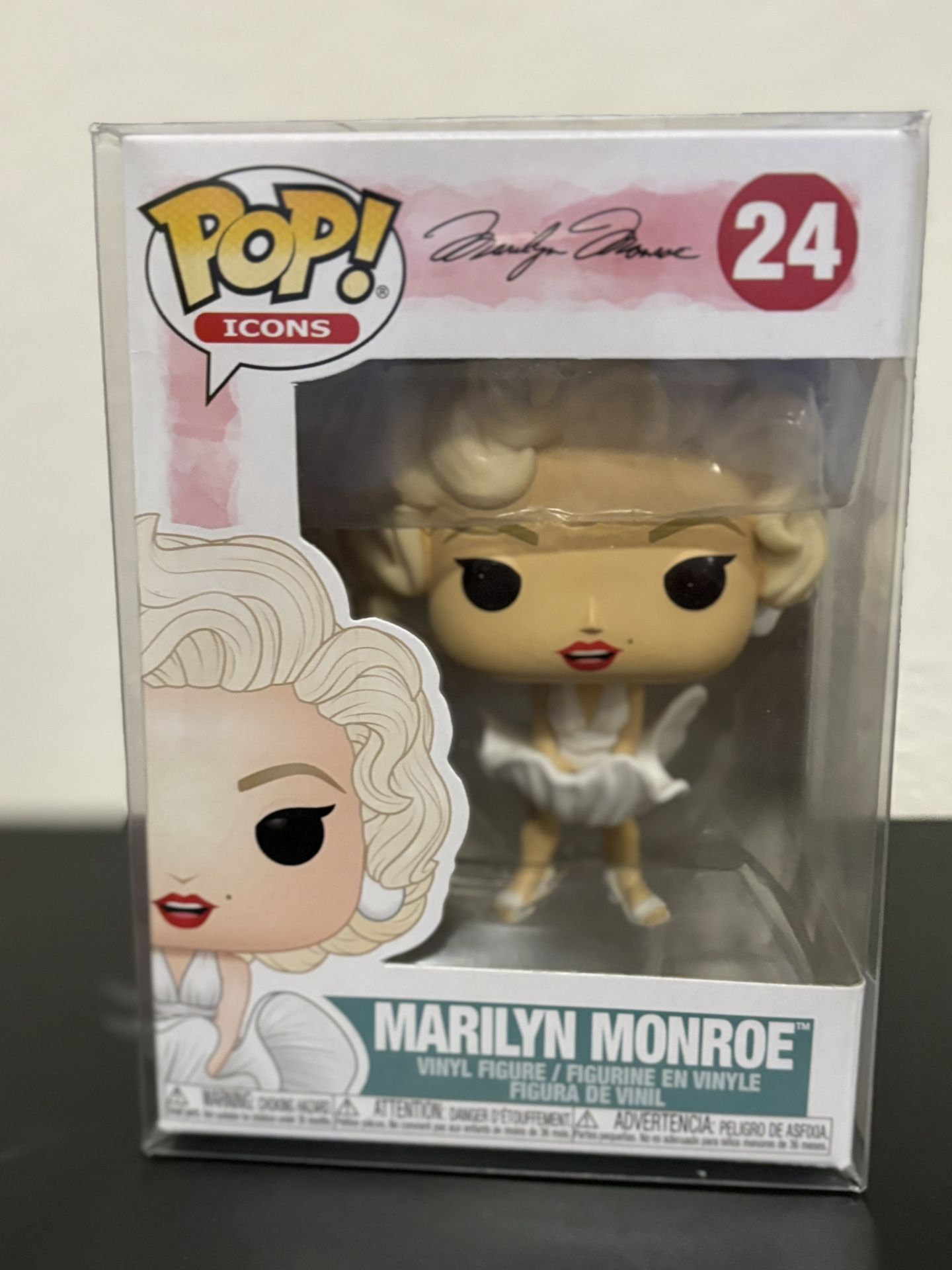 Marilyn Monroe Pop 24