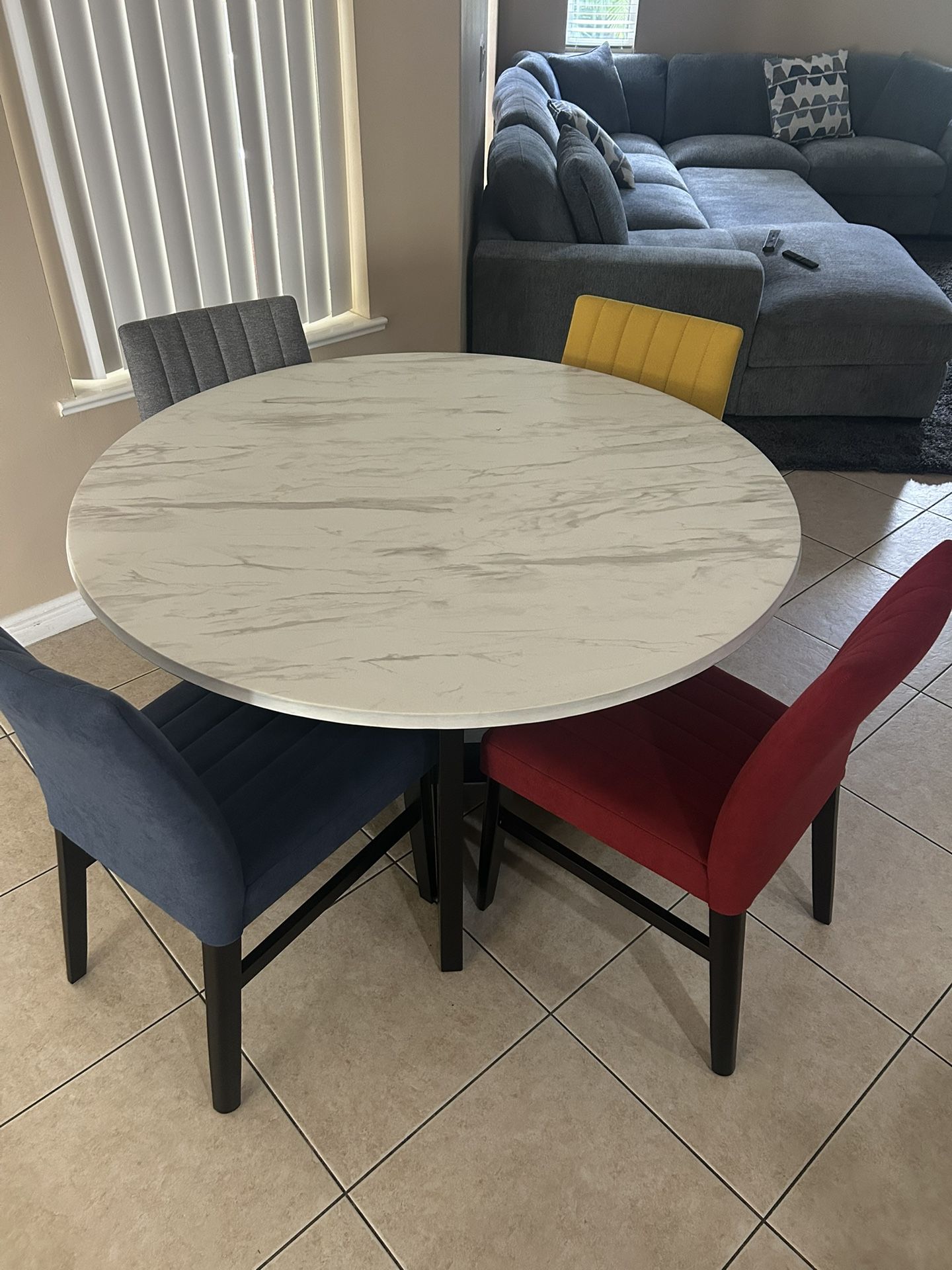 Kitchen Table / Dinner Table