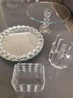 Beautiful crystal and mirror set