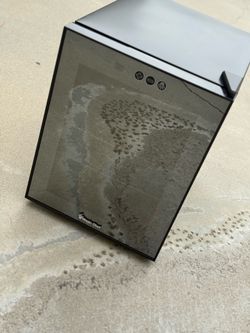 Magic Chef Mini Fridge