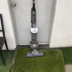 dyson Slim Ball 