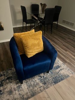 Accent chair