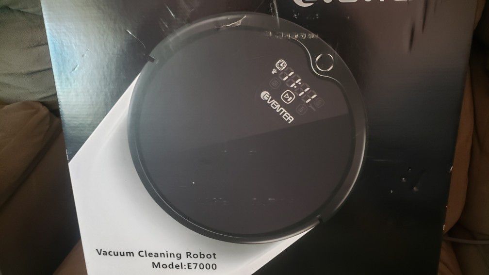 Eventer vacuum cleaning robot model E 7000 brand new