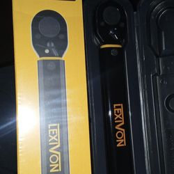 Lexivon 1/2-inch Drive Click Torque Wrench