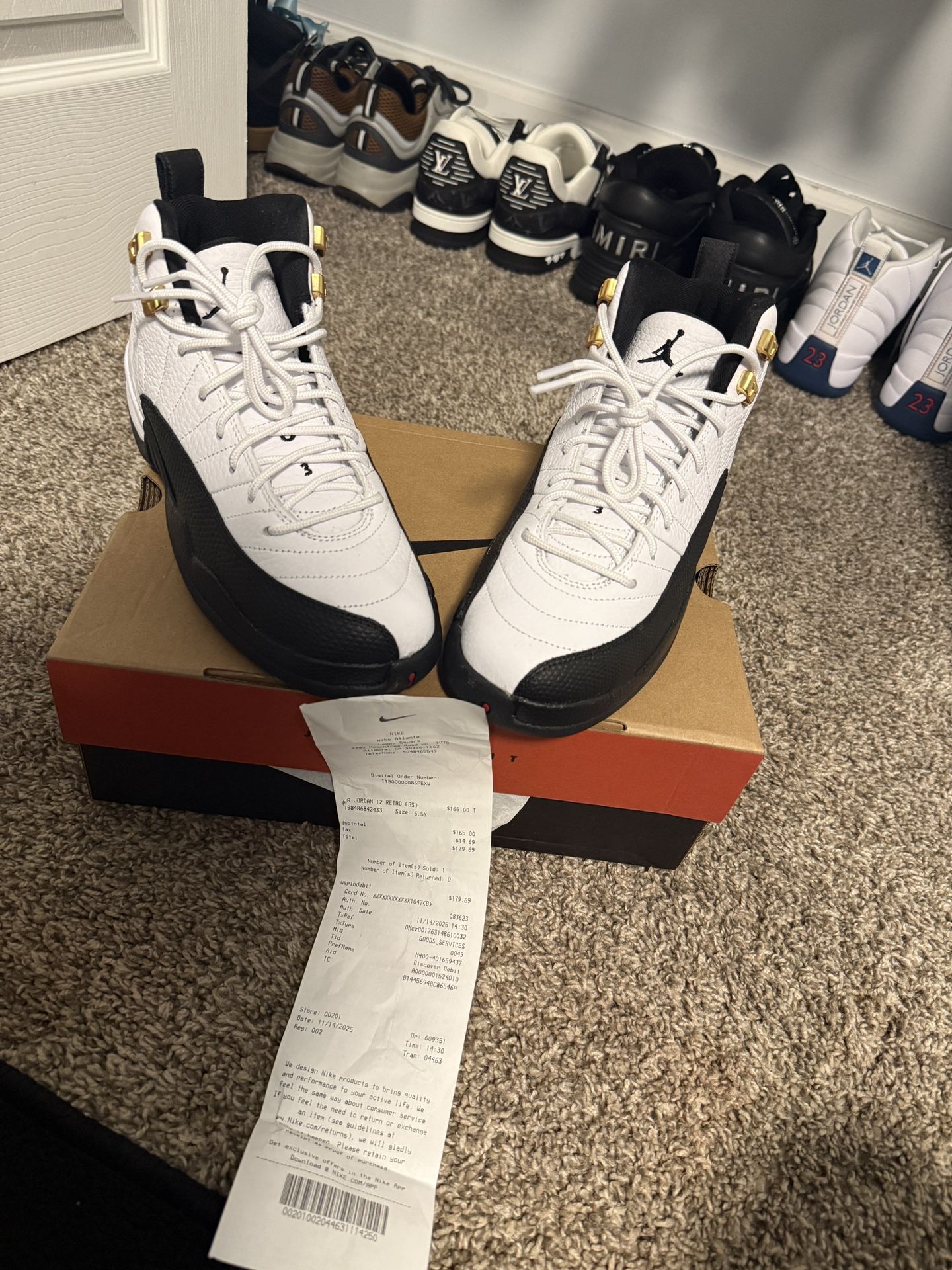Jordan 12s Taxi Size 6.5