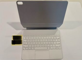 Apple Magic Keyboard for iPad Air 13-inch (M3) l Model A3340