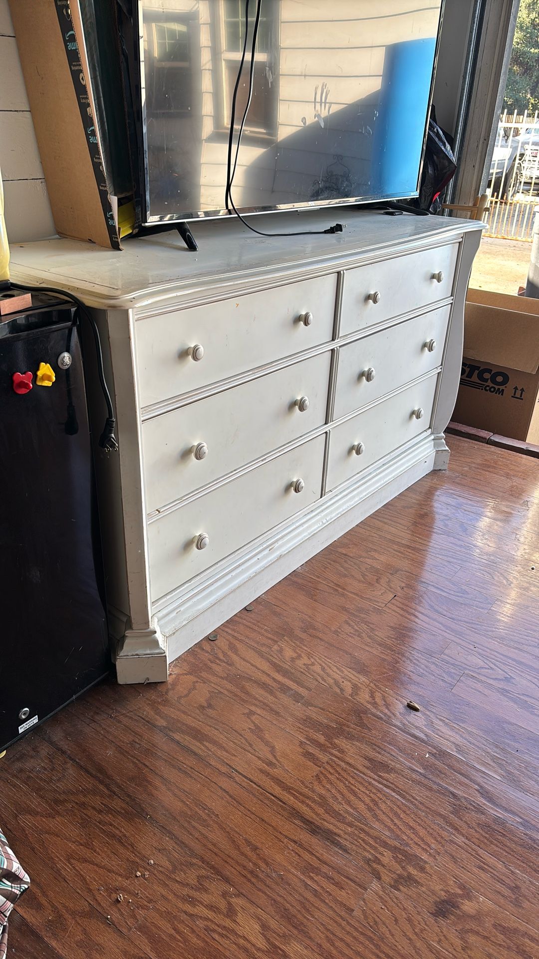 White Dresser