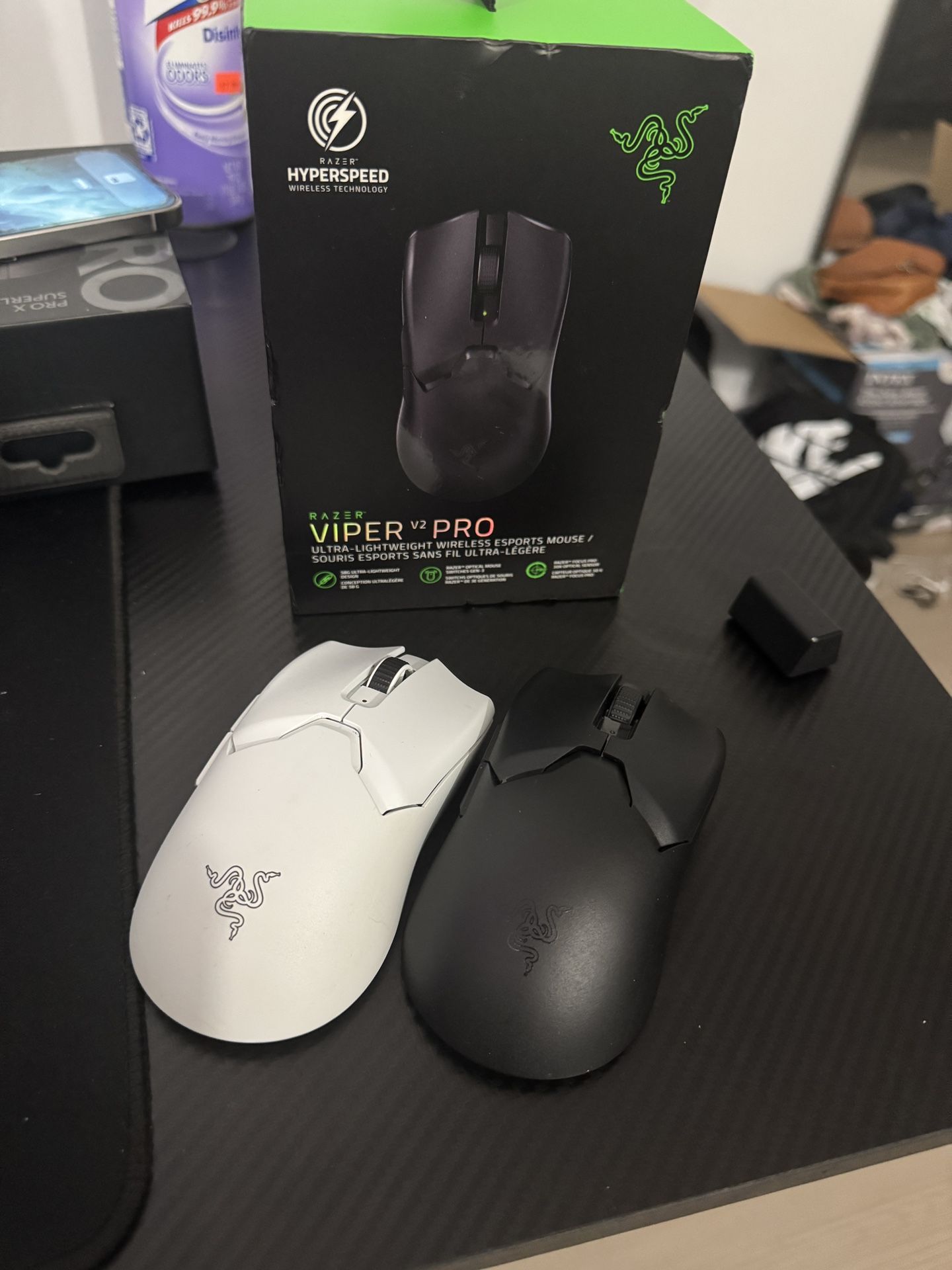 Razer Viper V2 Pro Mouse + Hyperpolling dongle