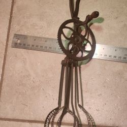 Antique Manual Egg Beater