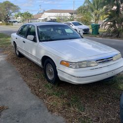 1996 Ford Crown Victoria