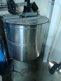 Electric Stainless Steel Honey Extractor