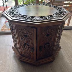 Accent Table