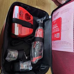 M12 FUEL 12V Lithium-Ion Brushless Cordless High Speed 3/8 in. Ratchet Kit w/(2) Batteries, Charger and Bag